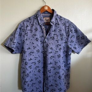 Report Collection Short-Sleeve Button-Down in Light Blue with Black Print